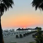 Ekam Sun Apartamento