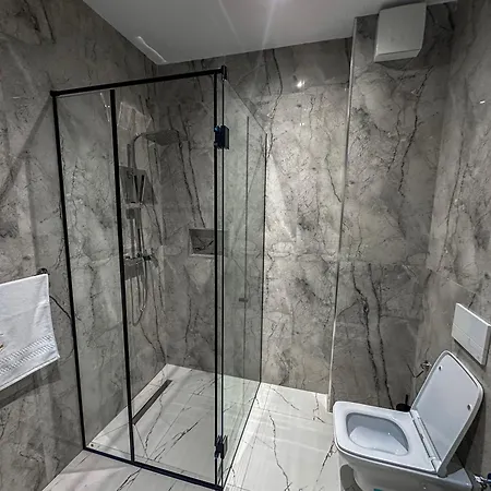 Apartment Ekam Sun *