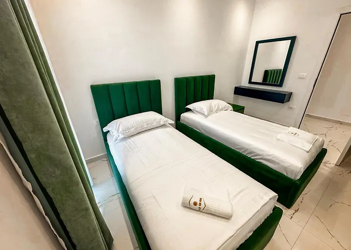 Ekam Sun * Golem (Tirana)