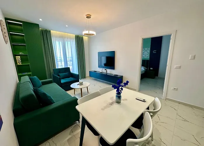 Ekam Sun * Golem (Tirana)